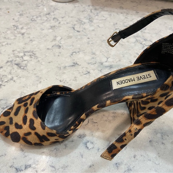 Leopard peep toe shoes size 9M - Picture 5 of 6